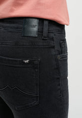 Damskie Spodnie Jeansowe Mustang Style Shelby Skinny Denim Black 1014341 4000 802